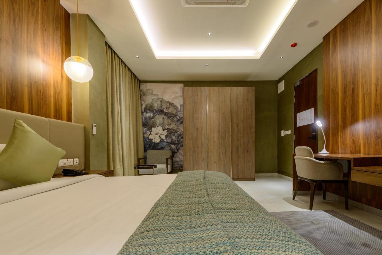 Prestige Nirvana Club Hotel Hyderabad Ngoại thất bức ảnh